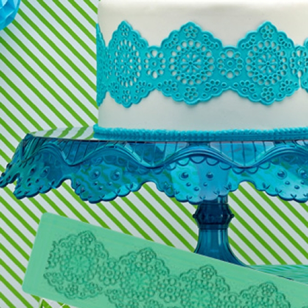 Pavoni Magic Decor Essbare Spitze Silikon-Matte 39 x 8 cm Blumen |  MEINCUPCAKE Shop