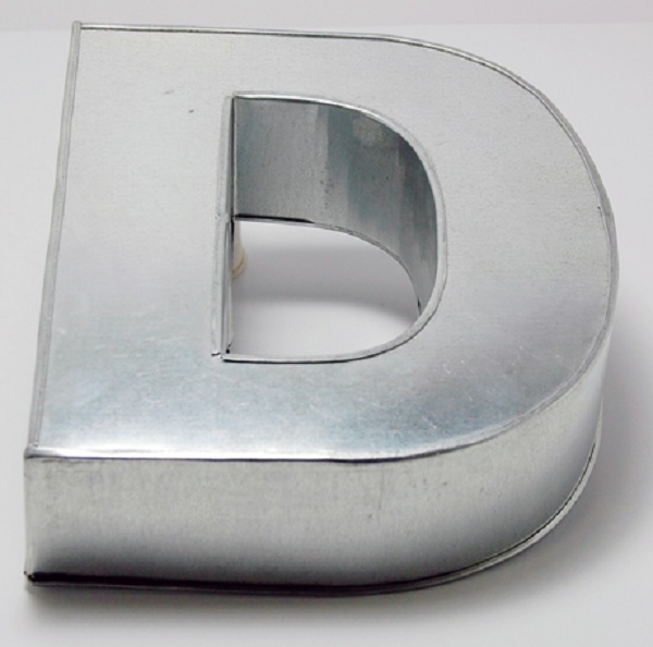 Euro Tins, Backform Buchstabe "D", ca. 25,5 x 20,5 x 6,5 cm | MEINCUPCAKE  Shop